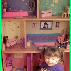 Make A Diy Dollhouse Or Dollhouse Bookcase Pearltrees